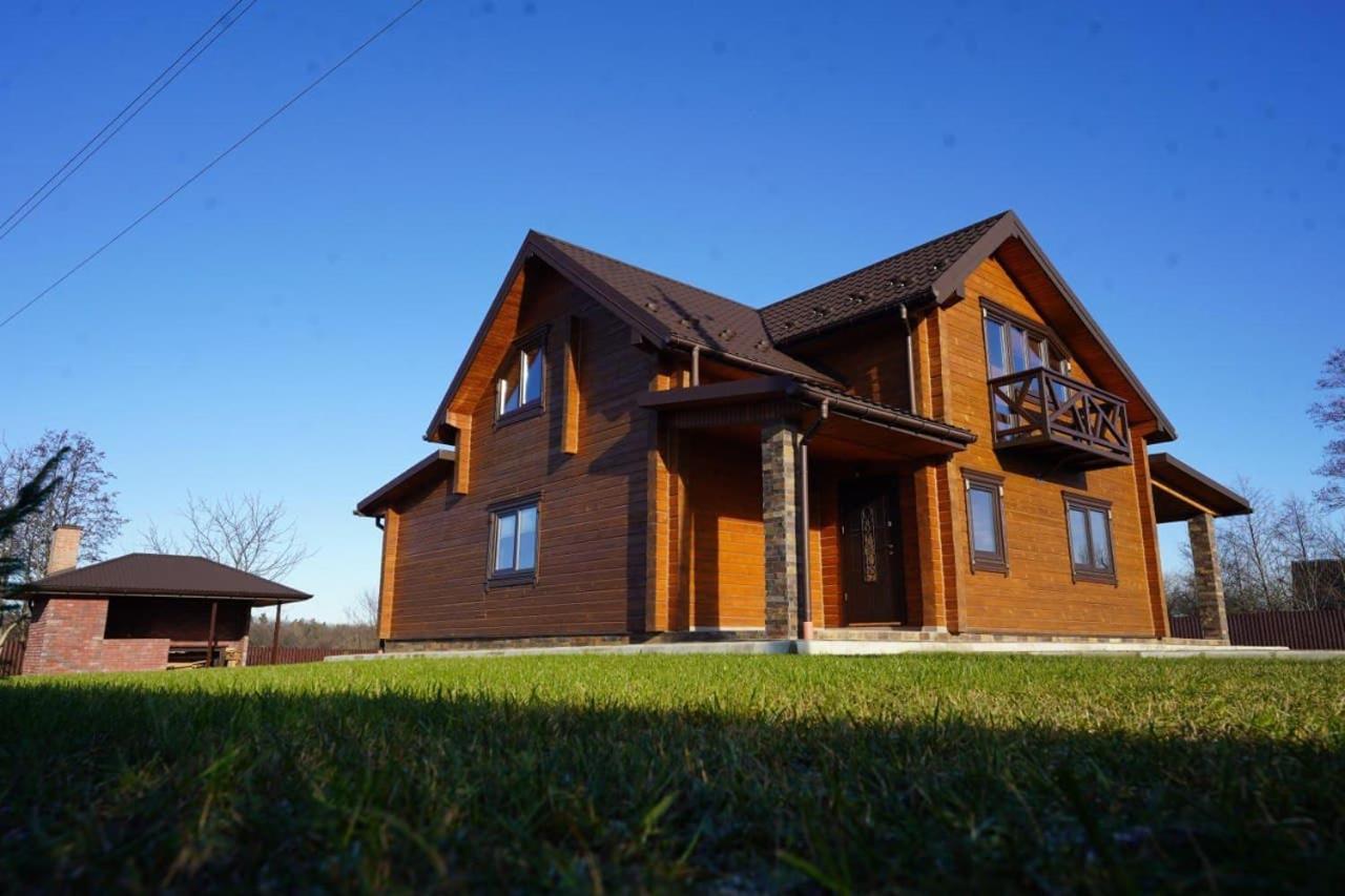 Villa Family House Truskavets Modrychi Bagian luar foto