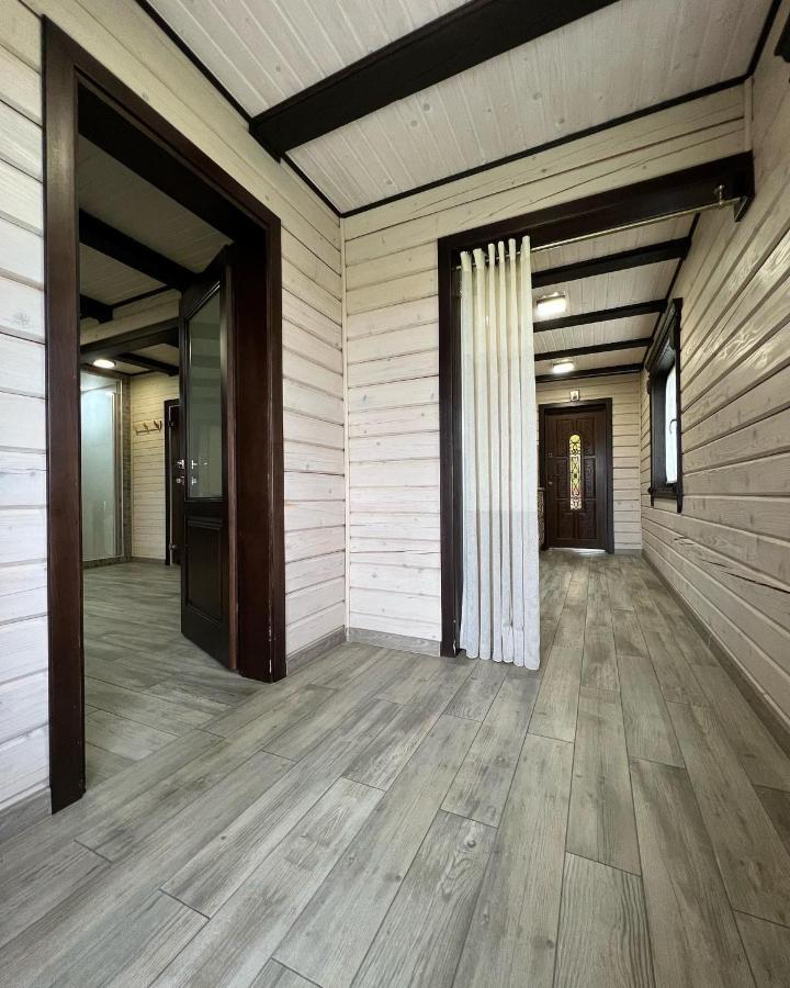Villa Family House Truskavets Modrychi Bagian luar foto